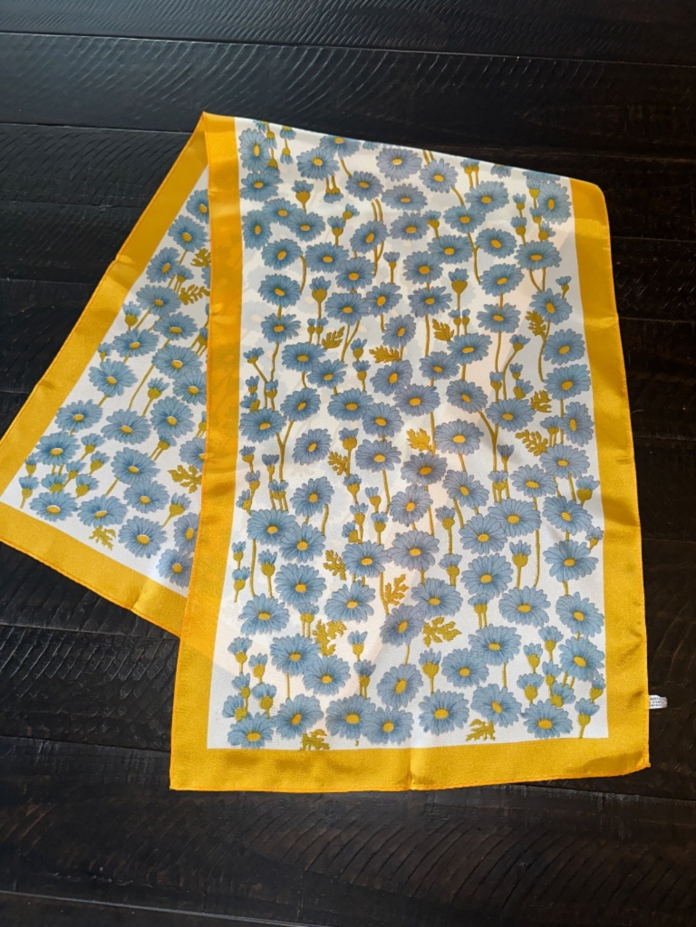 Vintage Mod 1960s/70s Acetate Rectangle Scarf – Daisy Floral Print ~ Japan